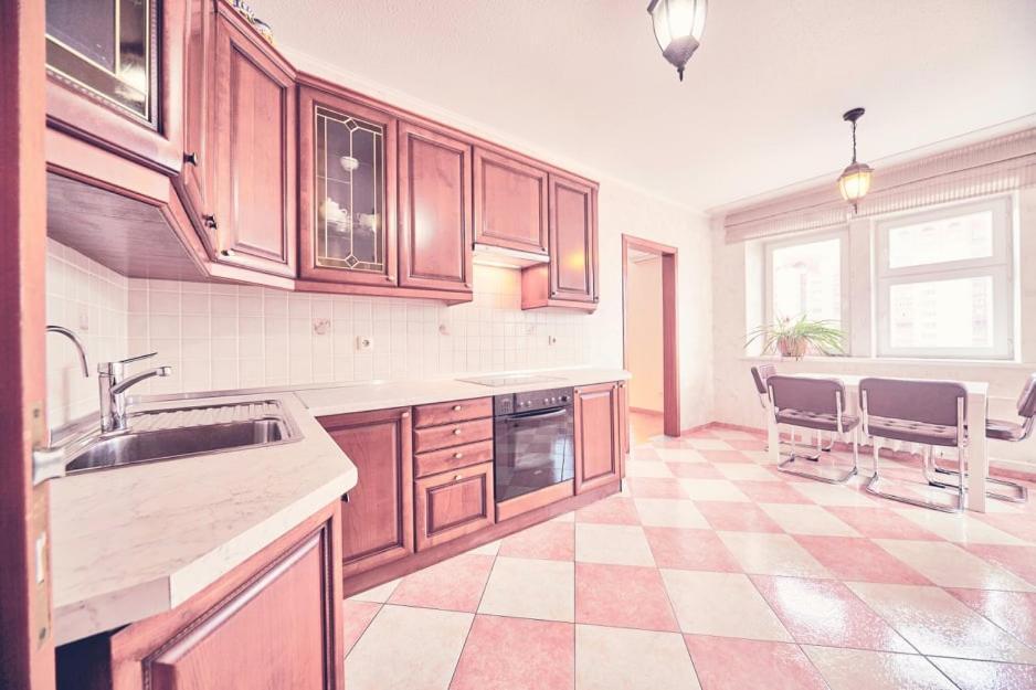 Роскошная 3К Квартира 170М2 На Оболонской Набережной Kiev Exterior foto